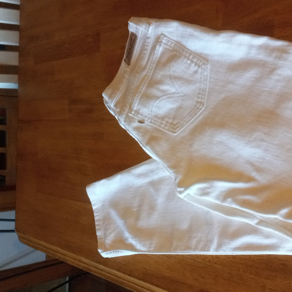 Levi's 524 bright white womens size 7 like brand new